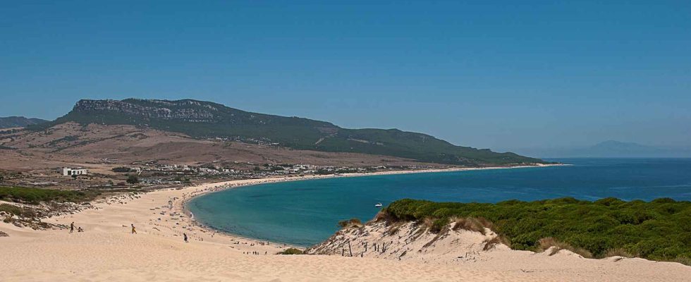 Ce sont les plages nudistes en Espagne que vous devez