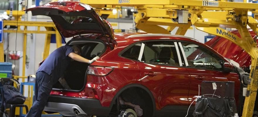 Ford ajoute sa deuxieme annee avec des pertes et les