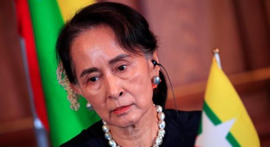 La junte birmane gracie lancienne dirigeante Aung San Suu Kyi