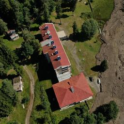 Le corps dun Neerlandais disparu retrouve apres un glissement de