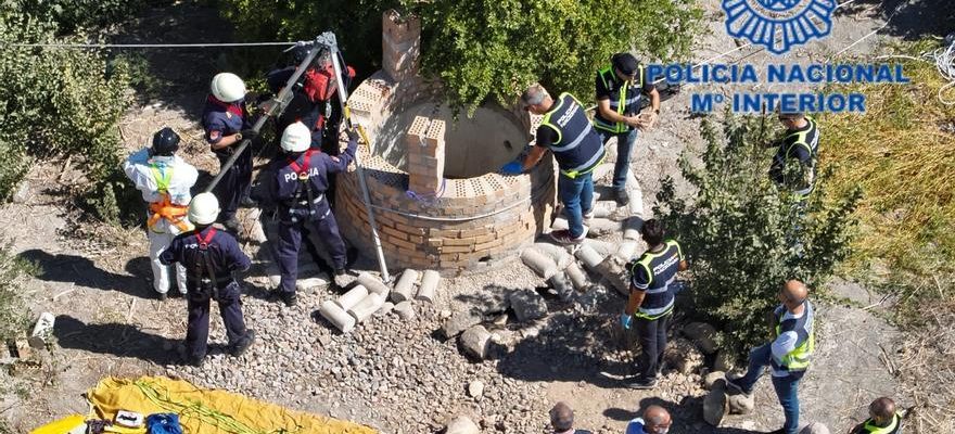 Le corps dune femme a ete retrouve dans un puits