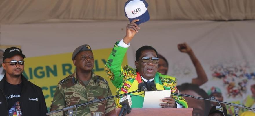 Le president du Zimbabwe est reelu avec 526 des