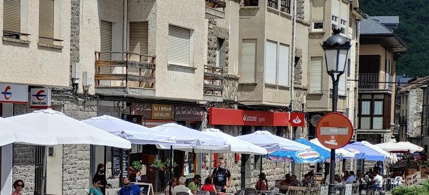 Lemploi dans le tourisme chute apres le boom du covid