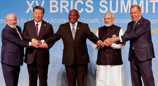 Les BRICS defient le G7 avec un bloc cinq fois