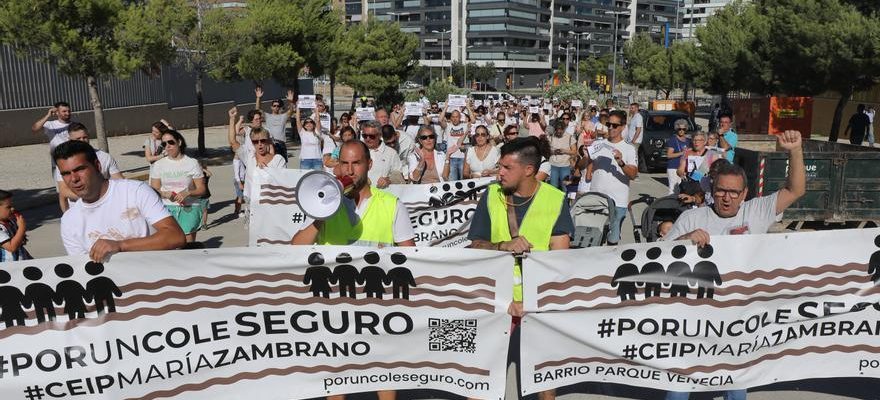 Les familles de lecole Maria Zambrano sortiront a nouveau le