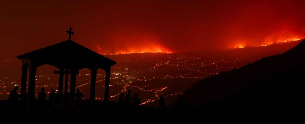 Lincendie de Tenerife se poursuit au nord mais se stabilise