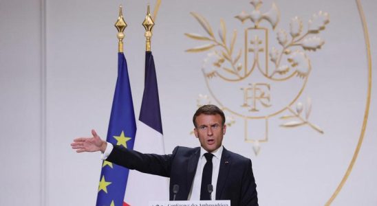 Macron confirme quil garde lambassadeur au Niger malgre larrete dexpulsion