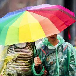 Non seulement beaucoup de pluie aujourdhui a egalement ete