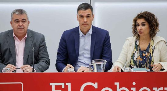 Pedro Sanchez menera une profonde renovation des baronnies du PSOE