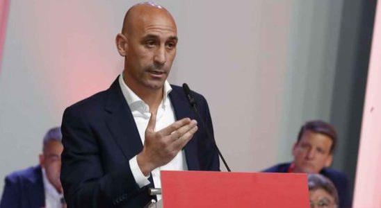 Rubiales se retrouve sans salaire sans telephone portable et sans