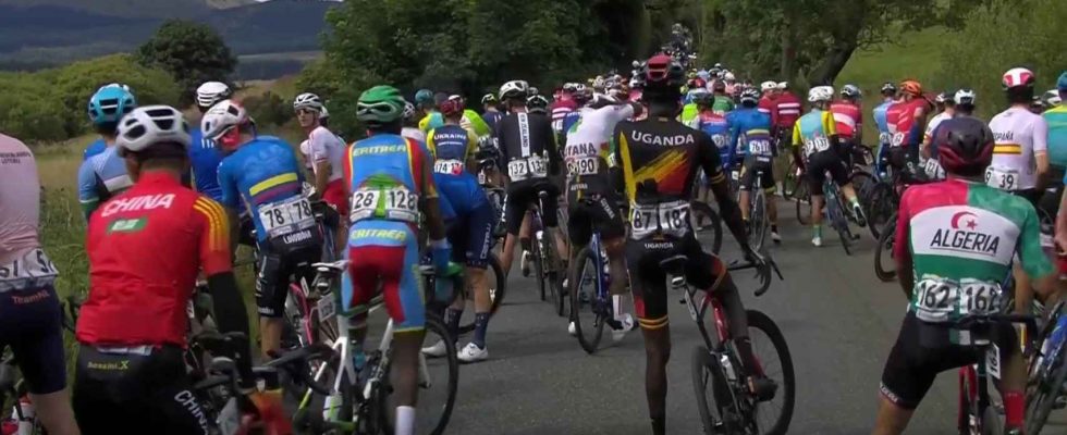 Un groupe de manifestants arrete le championnat du monde de