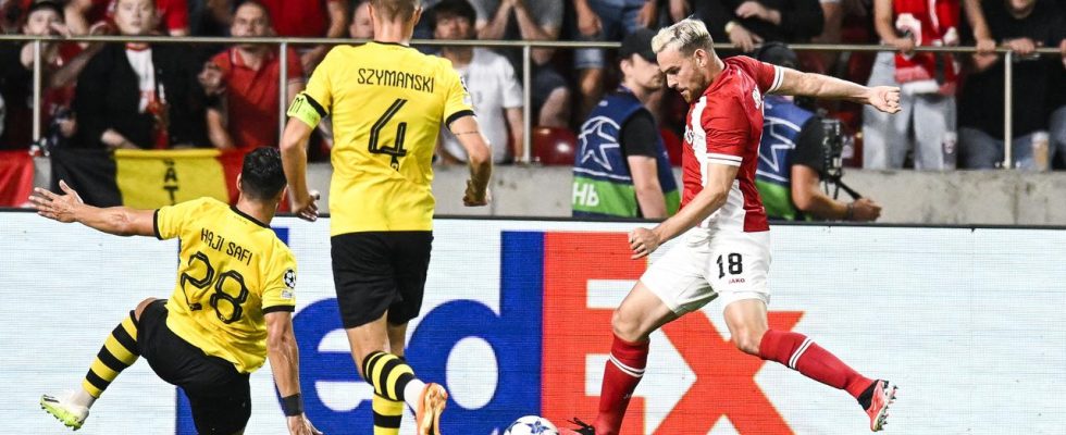 Vincent Janssen donne dix victoires au Royal Anvers contre lAEK