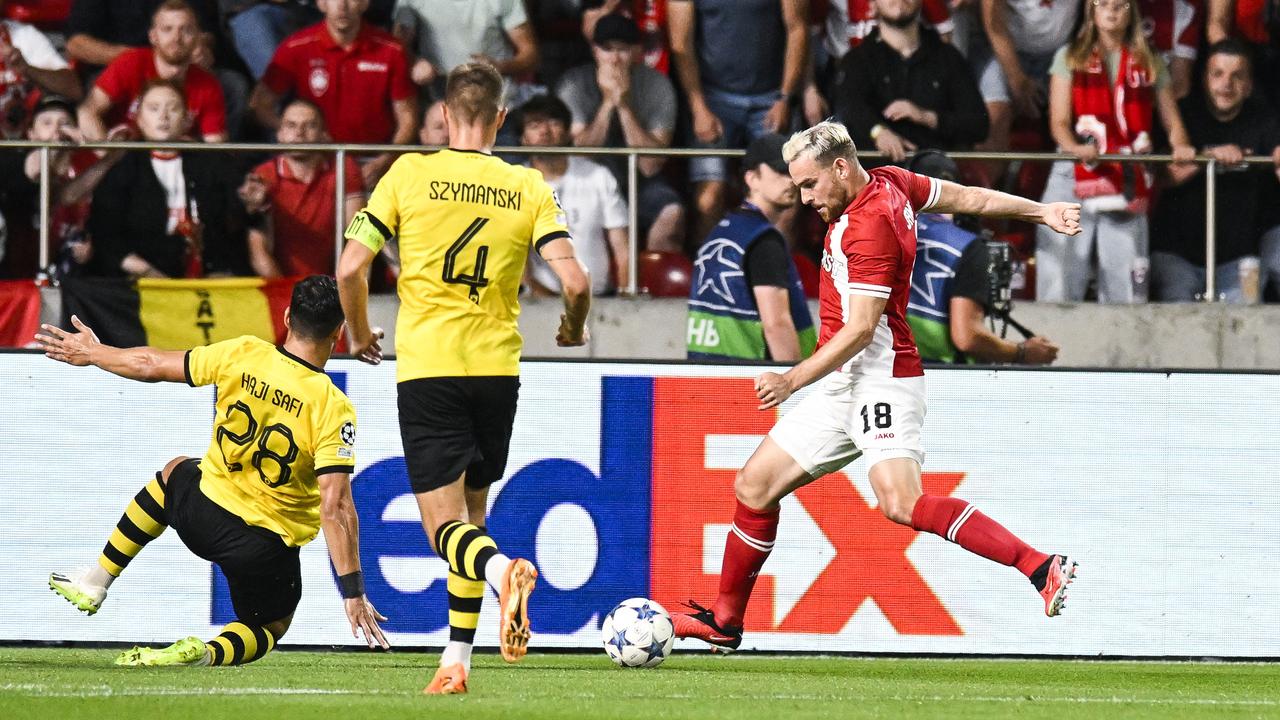 Image de la vidéo : Vincent Janssen donne l'avantage à Anvers contre l'AEK