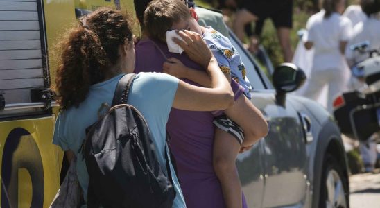 calme les passagers du bus qui sest renverse a Covadonga