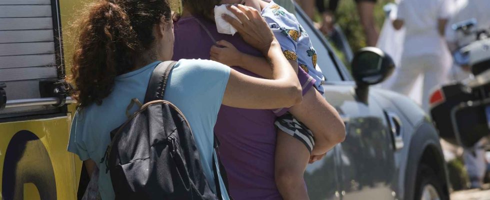 calme les passagers du bus qui sest renverse a Covadonga