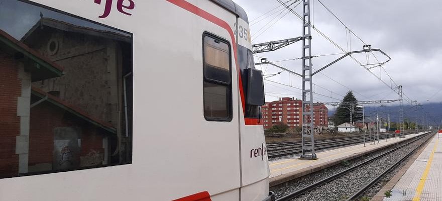 Accident ferroviaire Un train renverse quatre personnes pres de