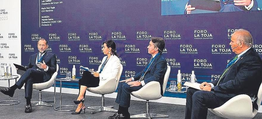 Alberto Nunez Feijoo intervient au Forum Toja un jour apres