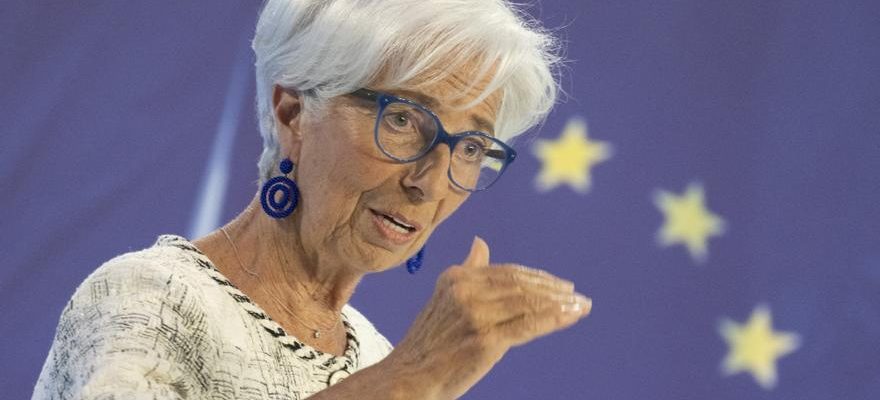 Banque centrale europeenne Lagarde souligne limportance detre clair sur