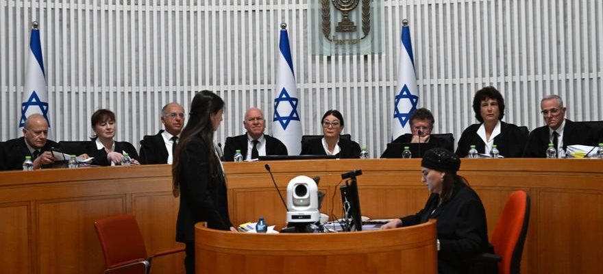 La Cour supreme dIsrael tient une audience historique pour decider