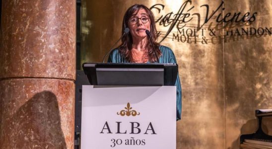 La maison dedition Alba fete ses 30 ans au Cafe