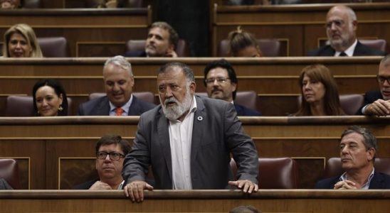 Lanecdote de linvestiture lorsquun depute PSOE de Teruel a