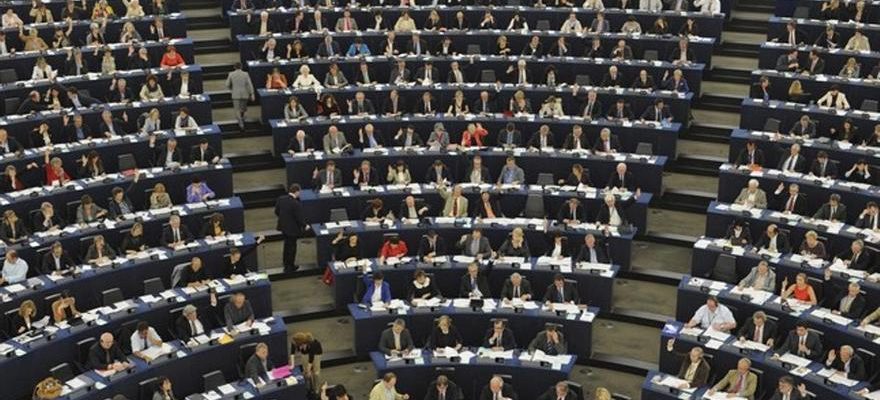 Le Parlement europeen accepte de limiter a deux ans le