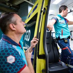 Le personnel ambulancier recoit 15 pour cent de salaire en