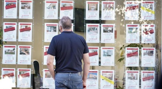 Les ventes de logements chutent a nouveau en juillet pour