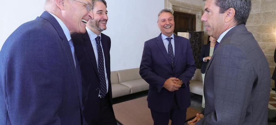 Mazon rencontre le president de Ford Espagne pour definir lavenir