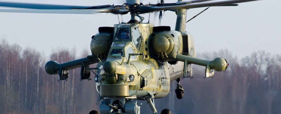 Night Hunter lhelicoptere que la Russie envoie en desespoir de