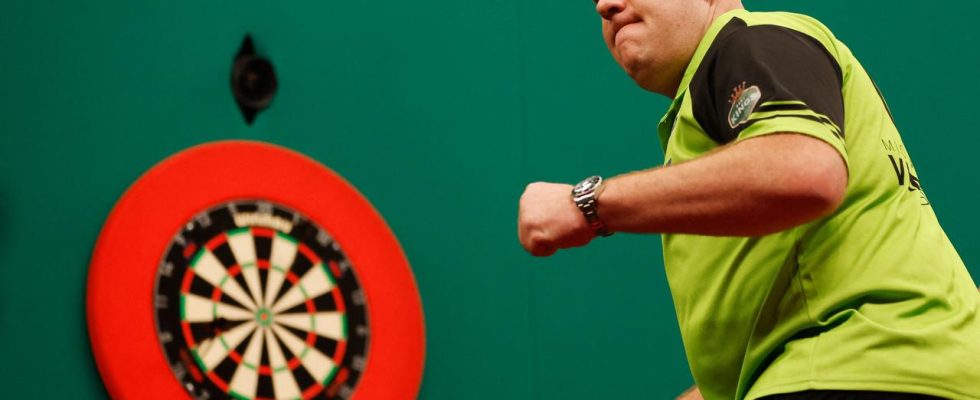 Van Barneveld fait des cascades contre Smith a Amsterdam Van