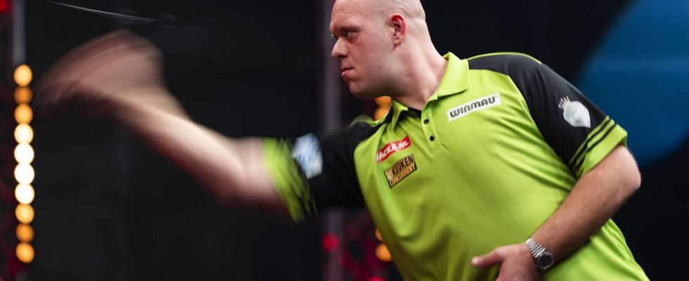 Van Gerwen impressionne avec un neuf dard et un titre