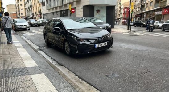 EL PERIODICO voyage en Uber a travers Saragosse