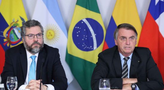 Ernesto Araujo le diplomate anti Chine de Bolsonaro signe