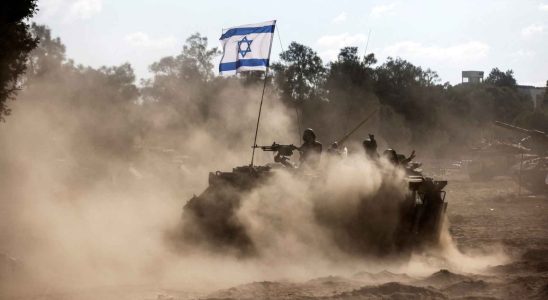 Israel sur le point denvahir Gaza par terre mer