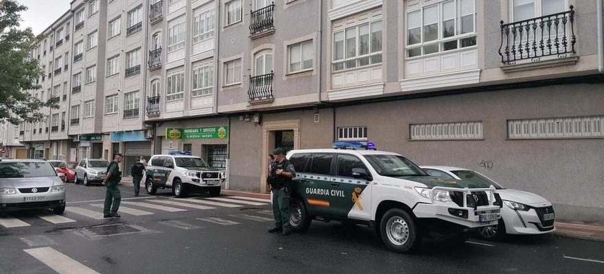 La Garde Civile arrete a Ferrol lauteur presume du delit
