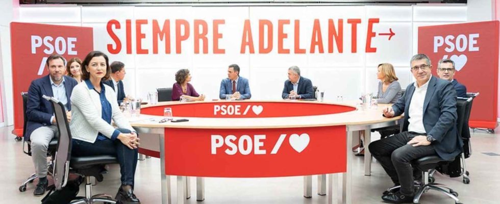 La commission du PSOE choisie par Sanchez pour negocier linvestiture