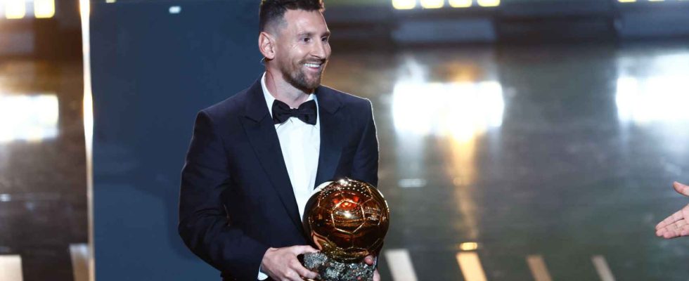 Leo Messi renforce sa legende et remporte son huitieme Ballon