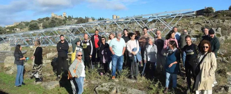 Lin Mateos et les 500 habitants de Trujillo contre lusine