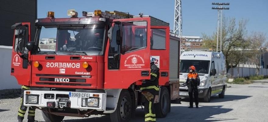Lincendie a Trabada Lugo devaste 100 hectares et les flammes