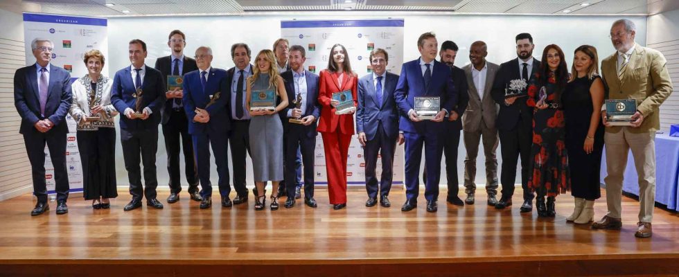 Maria Senovilla collaboratrice dEl Espanol en Ukraine obtient le prix