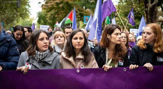 Podemos demande de juger le franquisme avec lamnistie de 77
