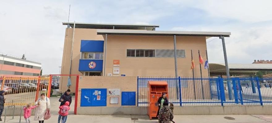 Une ecole de Saragosse est sans alarme incendie depuis une