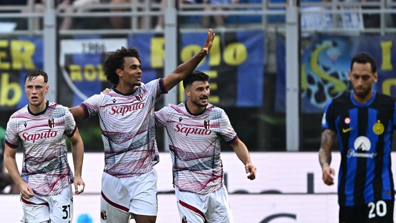 Beeld uit video: Zirkzee helpt Bologna aan punt tegen Internazionale