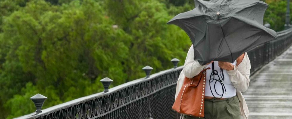 alerte dans plusieurs regions dEspagne pour la pluie et le