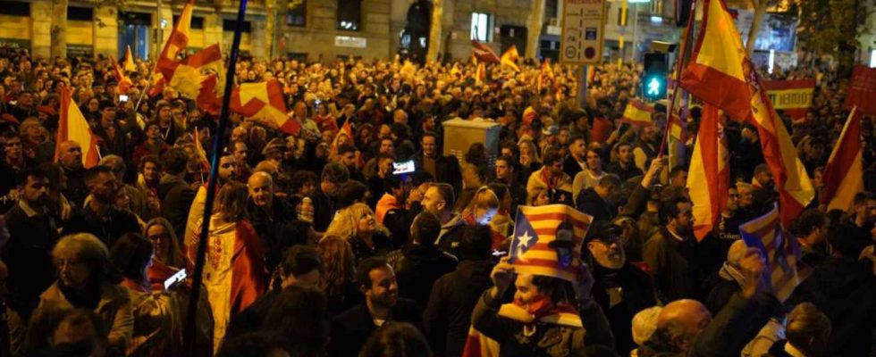 Derniere minute des manifestations contre lamnistie en direct