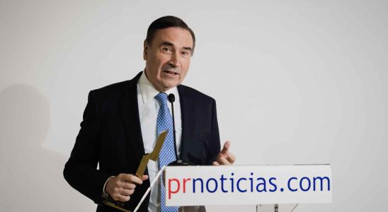 El Espanol et Pedro J Ramirez prix PR Noticias du
