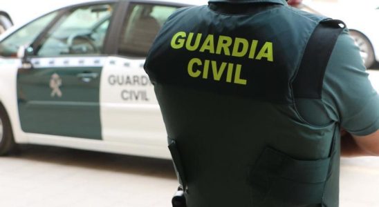 La Garde civile fouille plusieurs appartements a Huesca Granen et