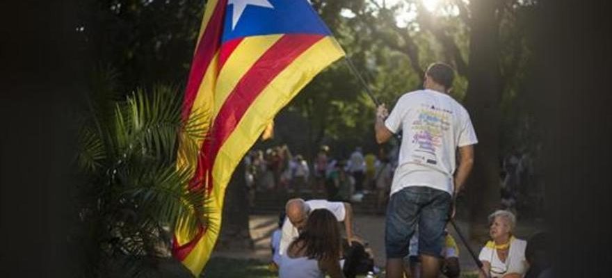 Le non a lindependance de la Catalogne elargit son avantage