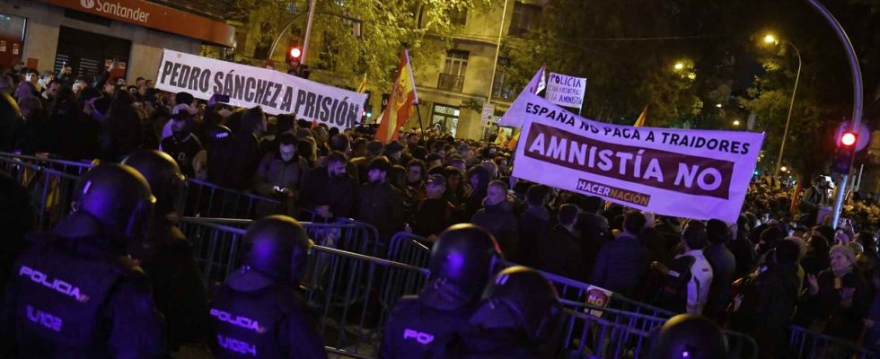 Manifestation a Madrid contre lamnistie en direct